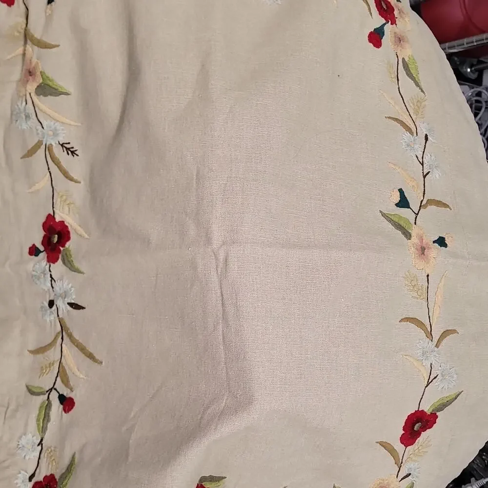 Pottery Barn Botanical Embroidered Floral Euro Pair Pillow Sham Beige 26x26